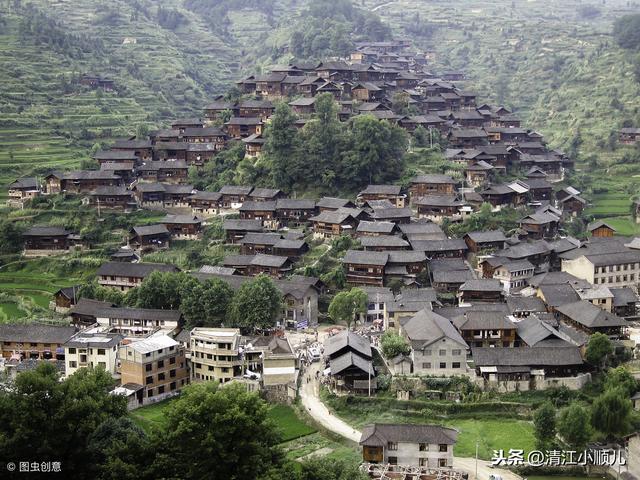 湘西吊脚楼，历史演进与地理适应性探究